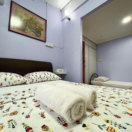 Merdeka Guest House 2 Kuching Ngoại thất bức ảnh