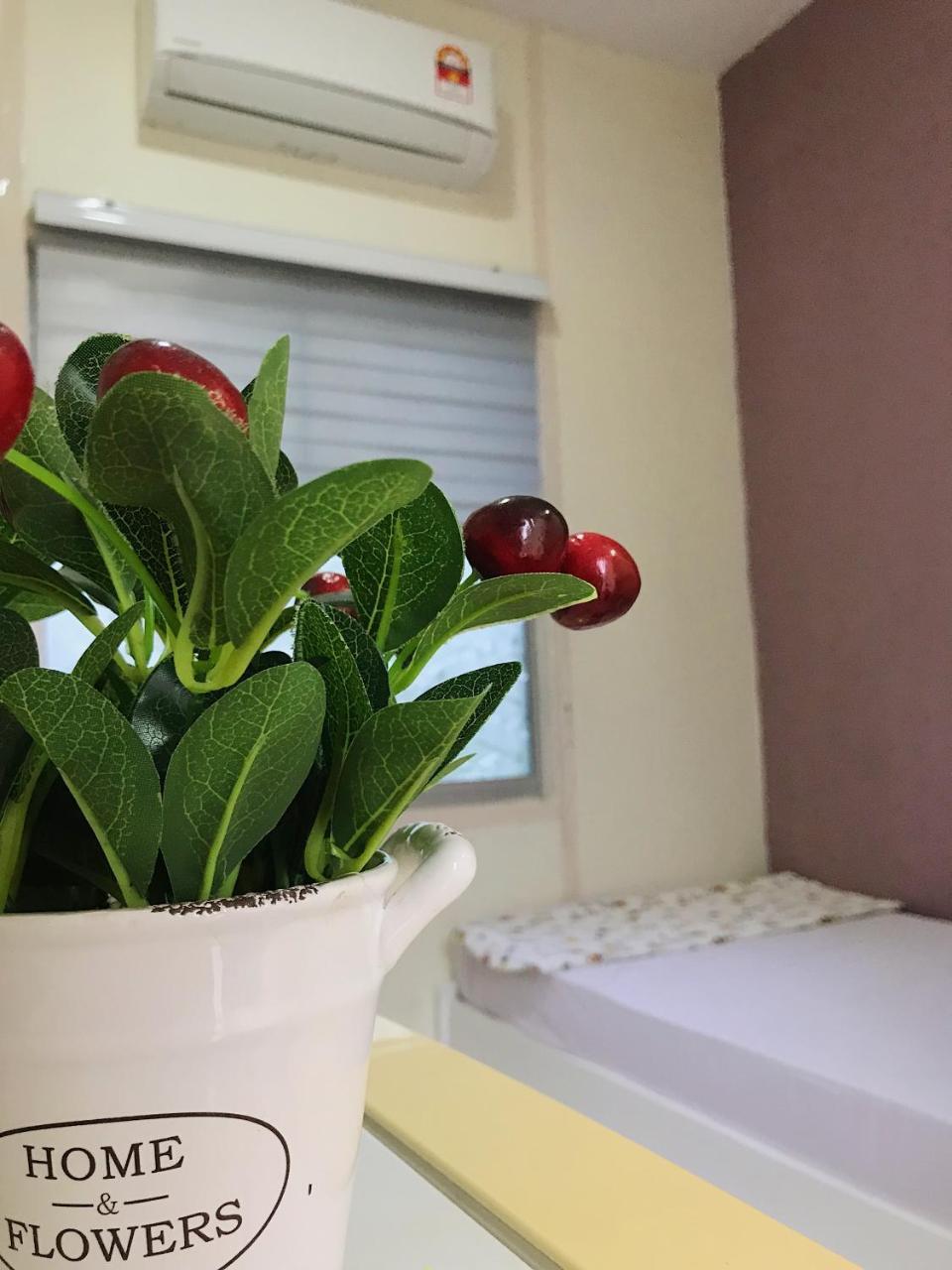 Merdeka Guest House 2 Kuching Ngoại thất bức ảnh